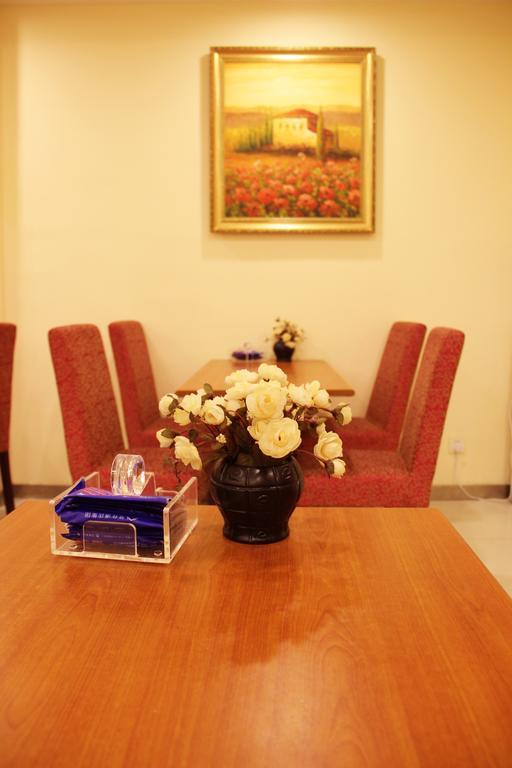 Hanting Express Shanghai Pudong Airport Room photo